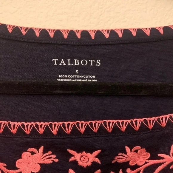 Talbots Cotton Slub Embroidered Tee Navy Blue Pink Square Neckline small - Picture 3 of 4